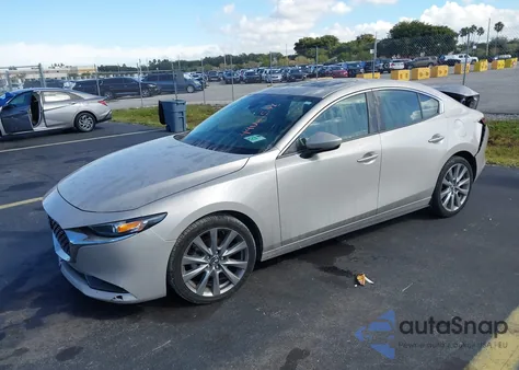 2023 Mazda Mazda3 2.5 S Preferred from USA, damaged, VIN 3MZBPACM3PM354768